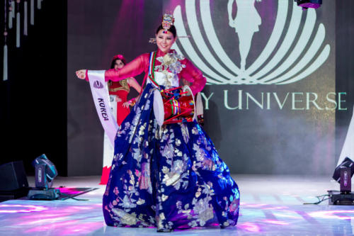 Lady-Universe-2018-1925