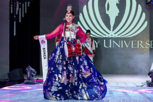 Lady-Universe-2018-1927