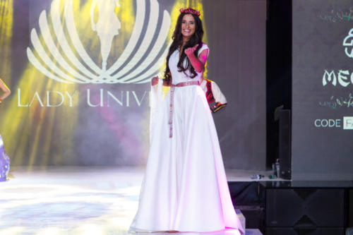 Lady-Universe-2018-1993