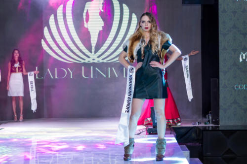 Lady-Universe-2018-2045