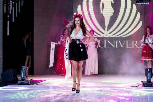 Lady-Universe-2018-2083