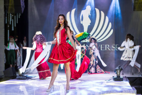 Lady-Universe-2018-2206