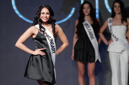 LadyUniverse2019-9169