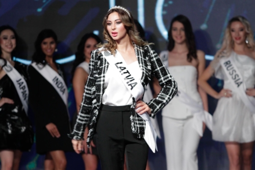 LadyUniverse2019-9301