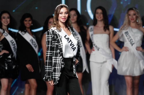 LadyUniverse2019-9304