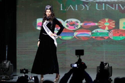 LadyUniverse2019-7941
