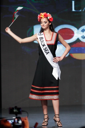 LadyUniverse2019-8028