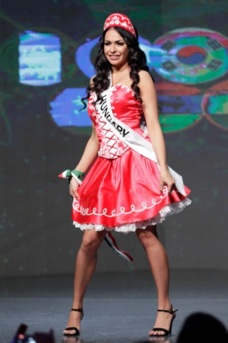 LadyUniverse2019-8080