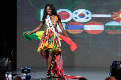 LadyUniverse2019-8372