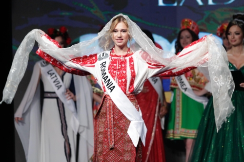 LadyUniverse2019-8636