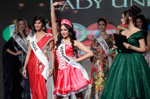 LadyUniverse2019-8735