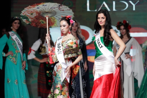 LadyUniverse2019-8750