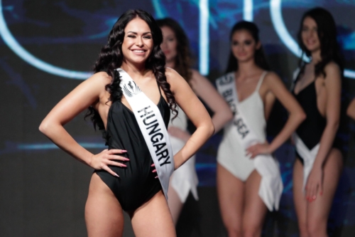 LadyUniverse2019-9806
